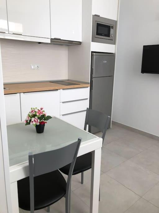 Modern Comfort Renovated Canteras Apartment